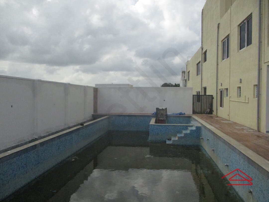 SwimmingPool