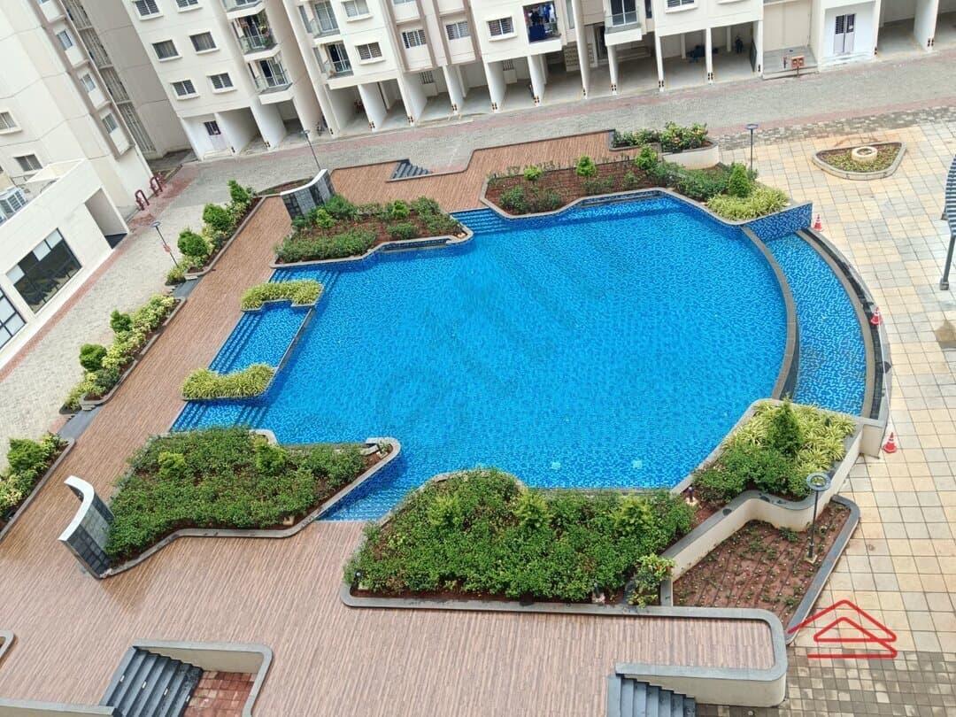 SwimmingPool