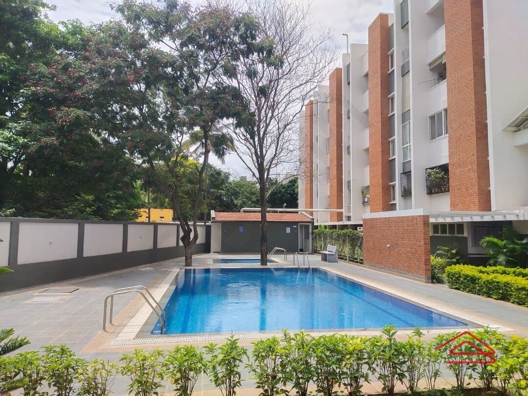 SwimmingPool